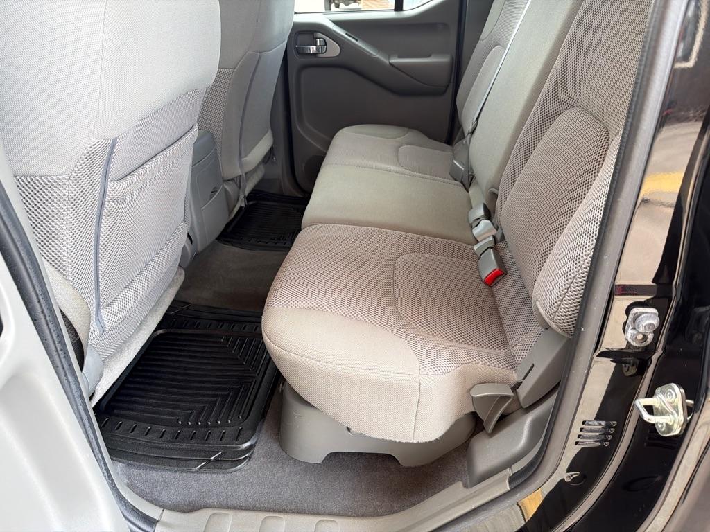 Nissan Frontier S Crew Cab 6MT 2WD 2019