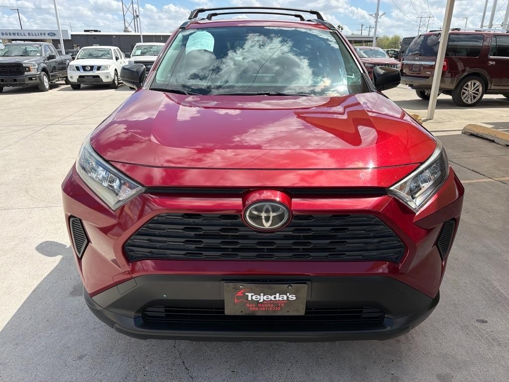Toyota RAV4 LE 2020
