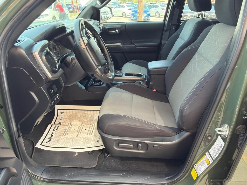 Toyota Tacoma SR5 Double Cab Long Bed V6 6AT 2WD 2022