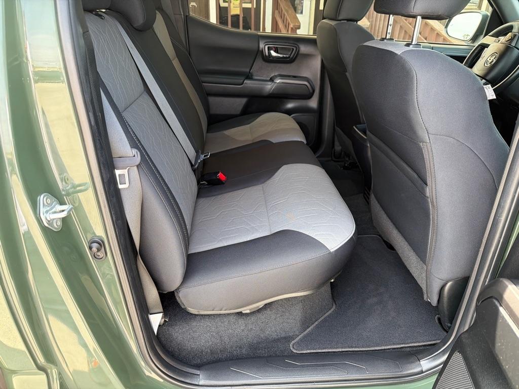 Toyota Tacoma SR5 Double Cab Long Bed V6 6AT 2WD 2022