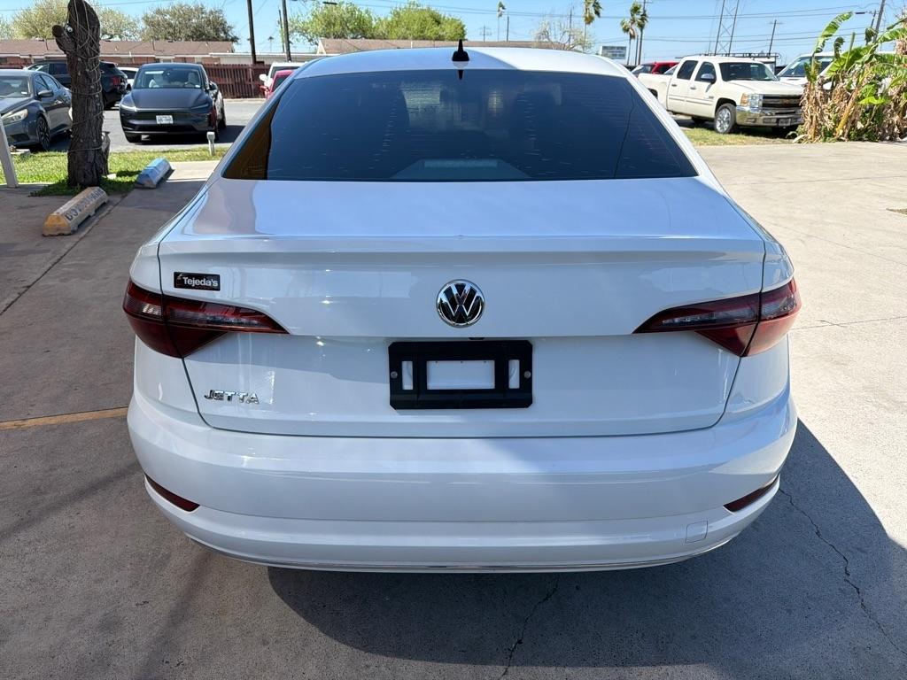 Volkswagen Jetta 1.4T S 8A 2020