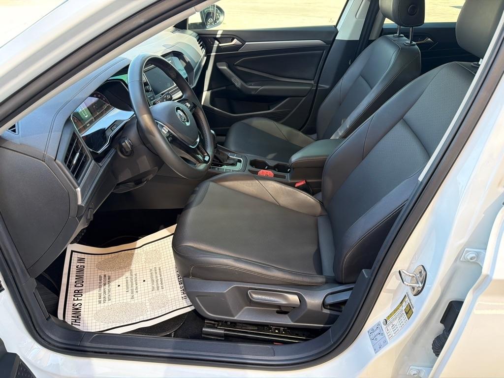 Volkswagen Jetta 1.4T S 8A 2020