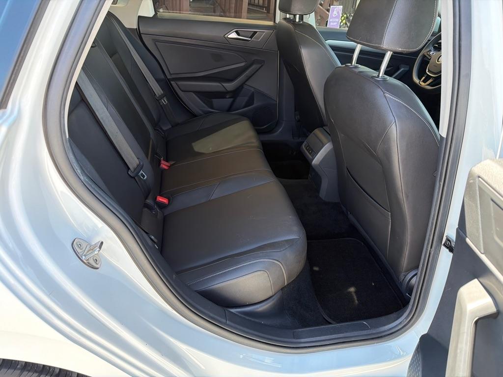 Volkswagen Jetta 1.4T S 8A 2020