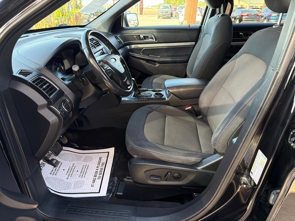 Ford Explorer XLT FWD 2019