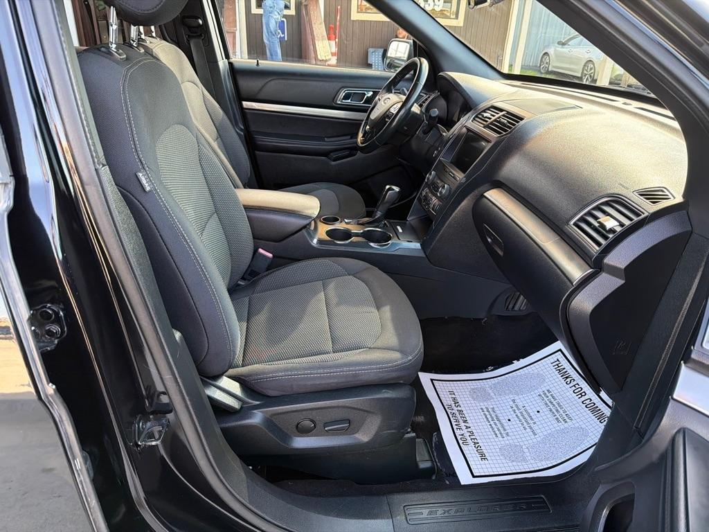 Ford Explorer XLT FWD 2019