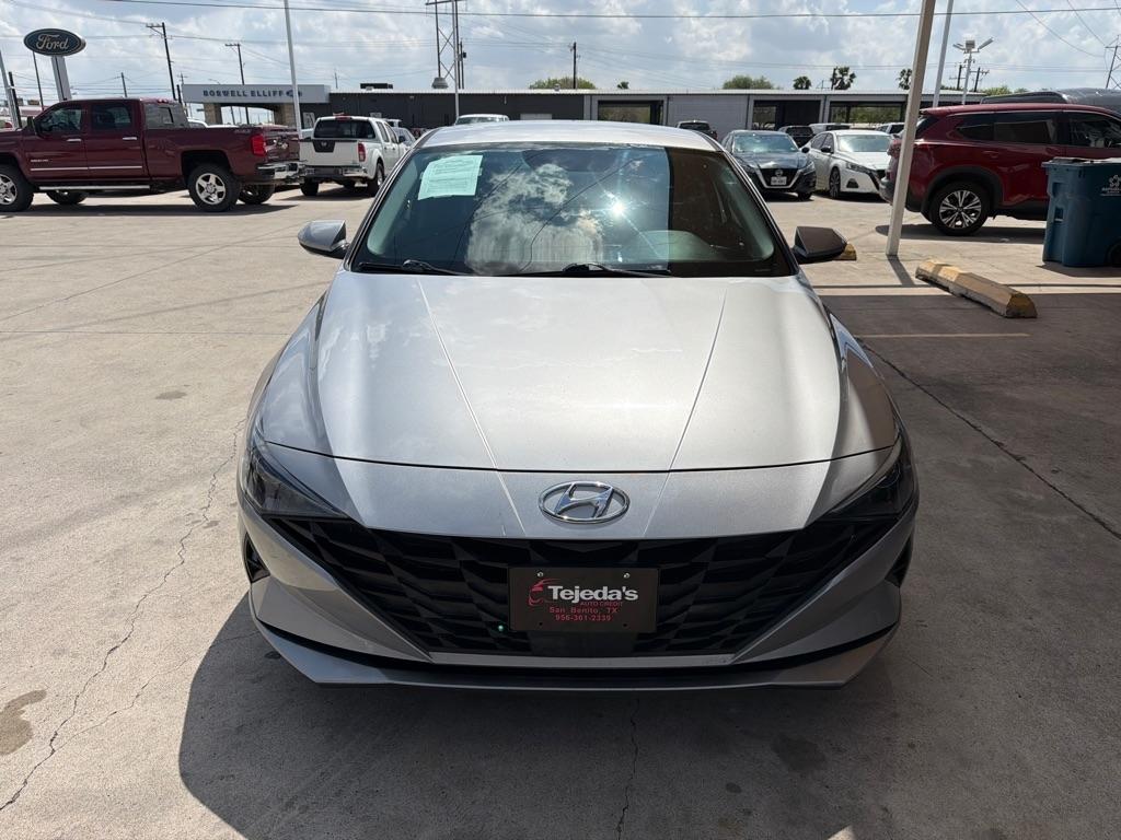 Hyundai Elantra SEL 2021