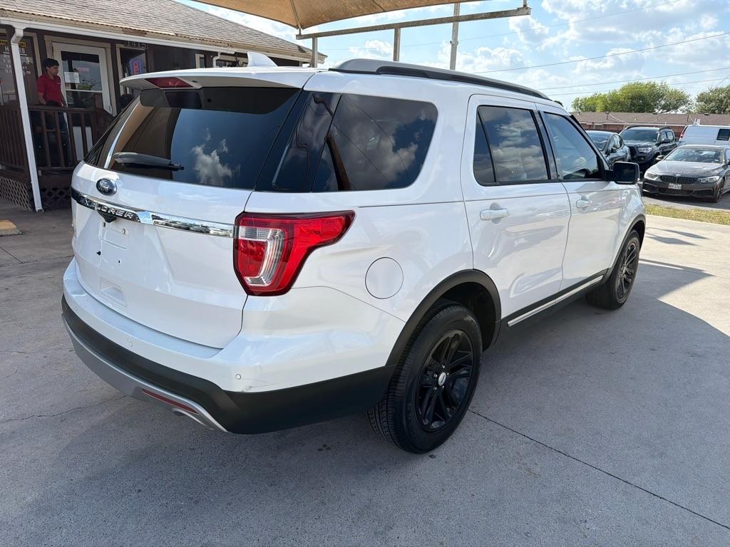 Ford Explorer XLT FWD 2017