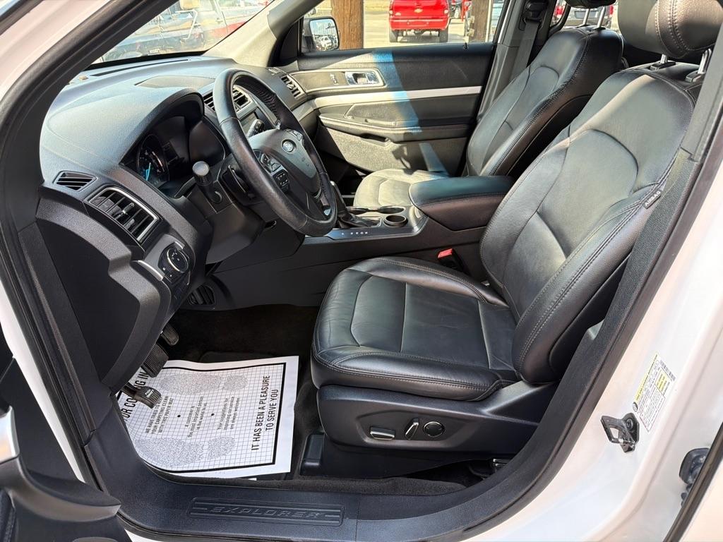 Ford Explorer XLT FWD 2017