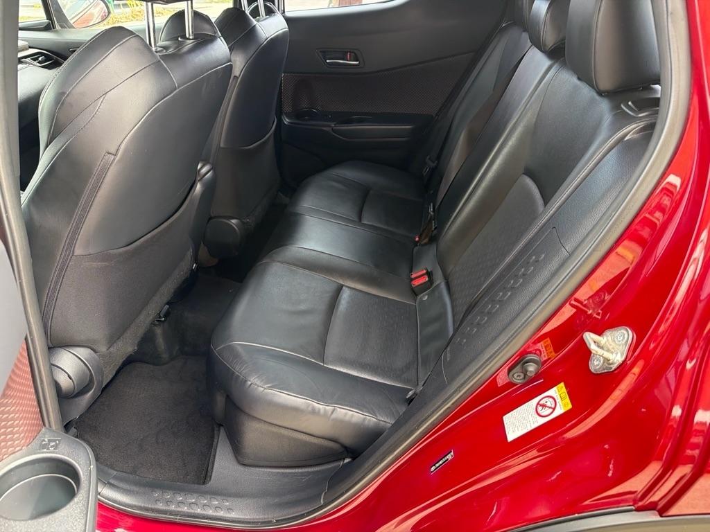 Toyota C-HR XLE 2019