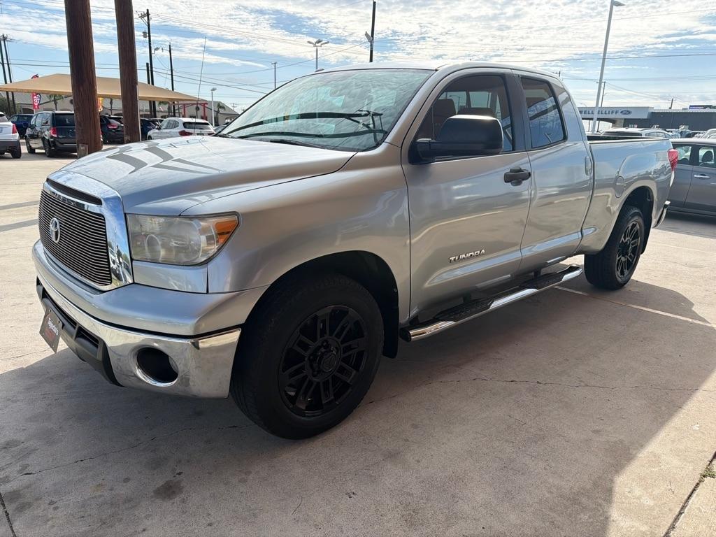 Toyota Tundra Tundra-Grade Double Cab 4.6L 2WD 2012