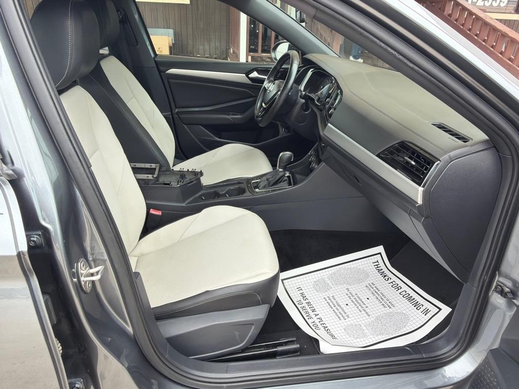 Volkswagen Jetta 1.4T S 8A 2019