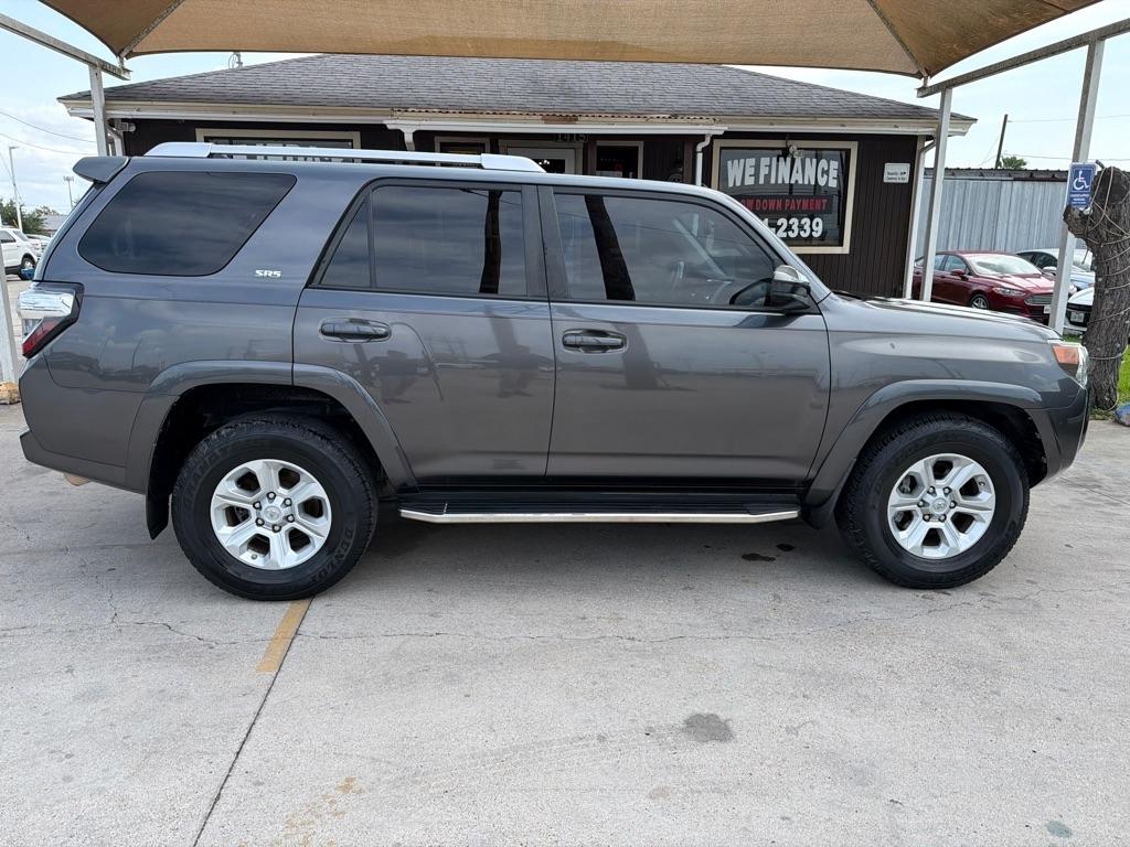 Toyota 4Runner  2016