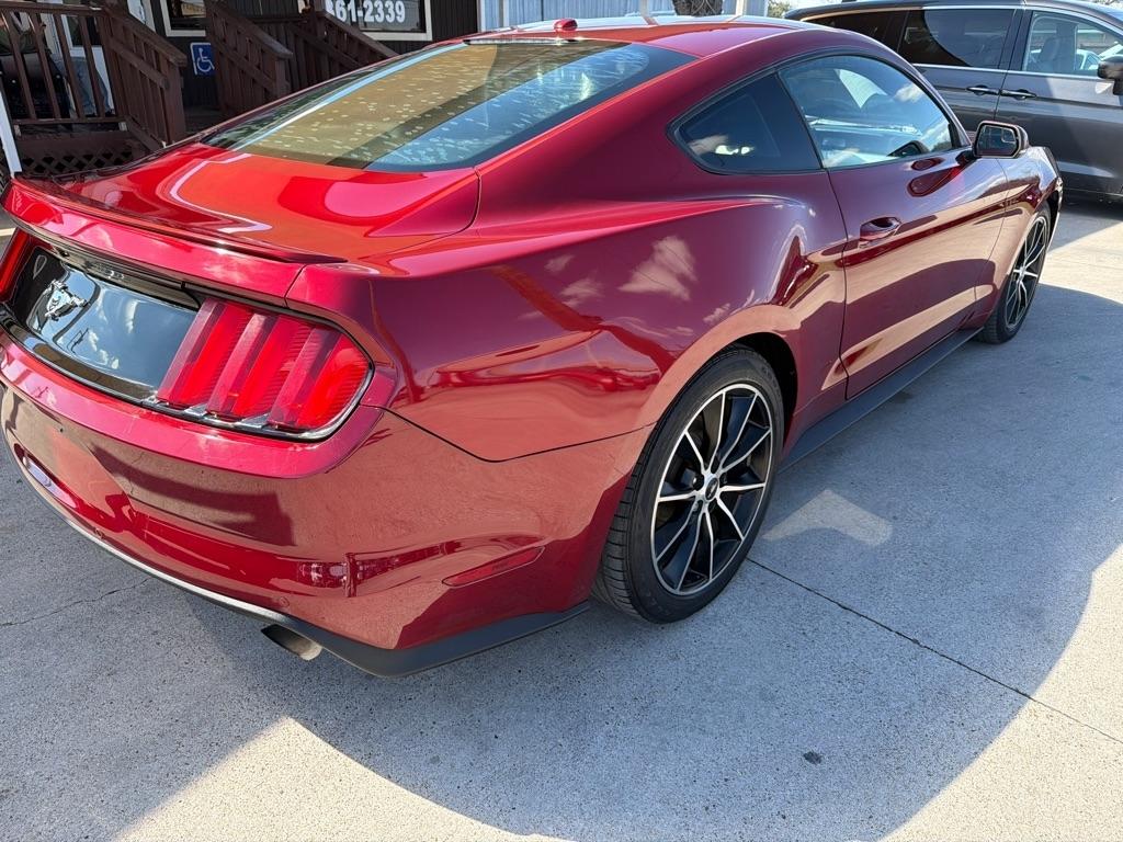 Ford Mustang EcoBoost Coupe 2017