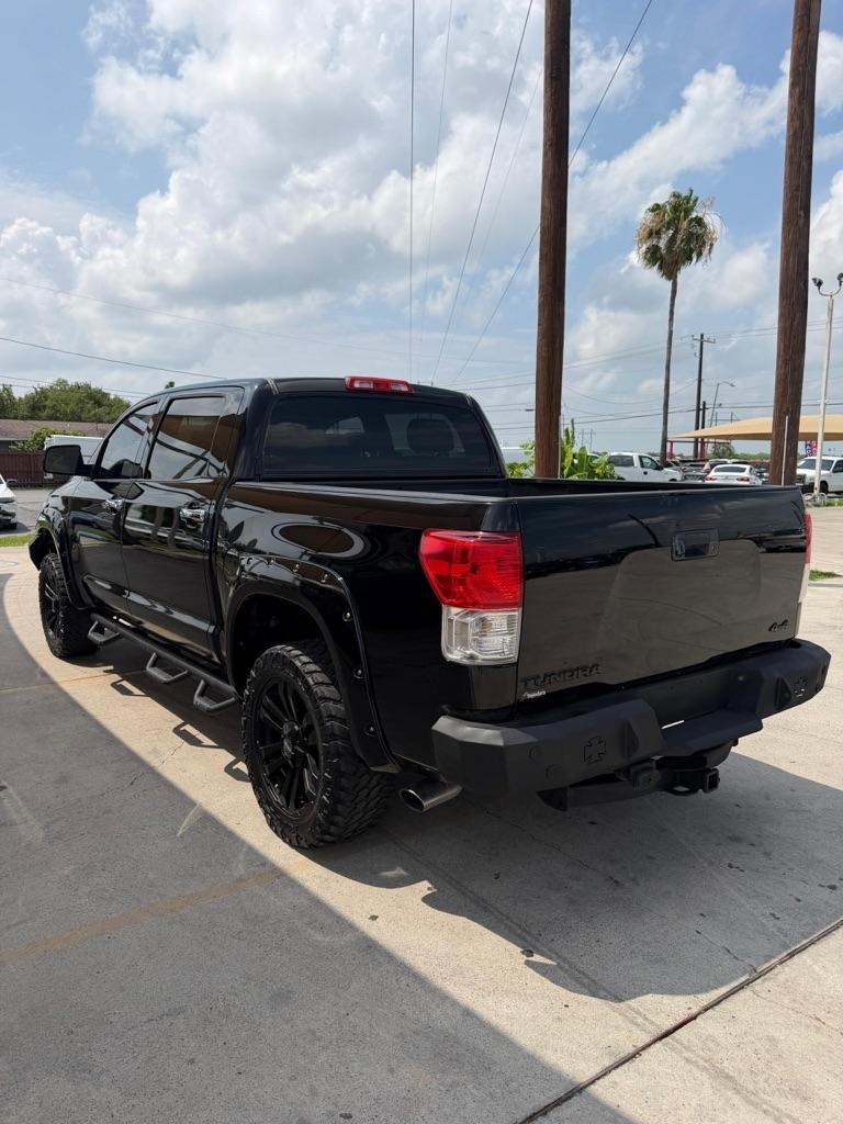 Toyota Tundra  2012