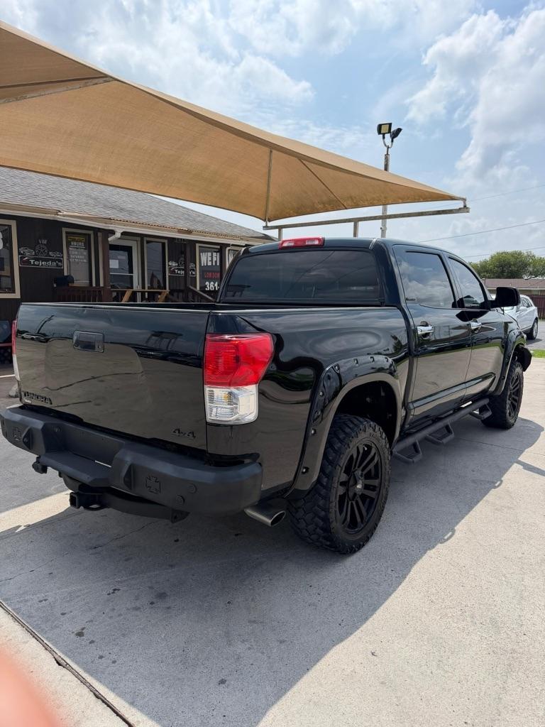 Toyota Tundra  2012