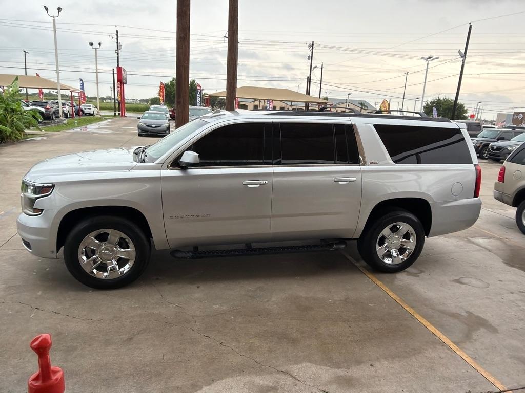 Chevrolet Suburban  2017
