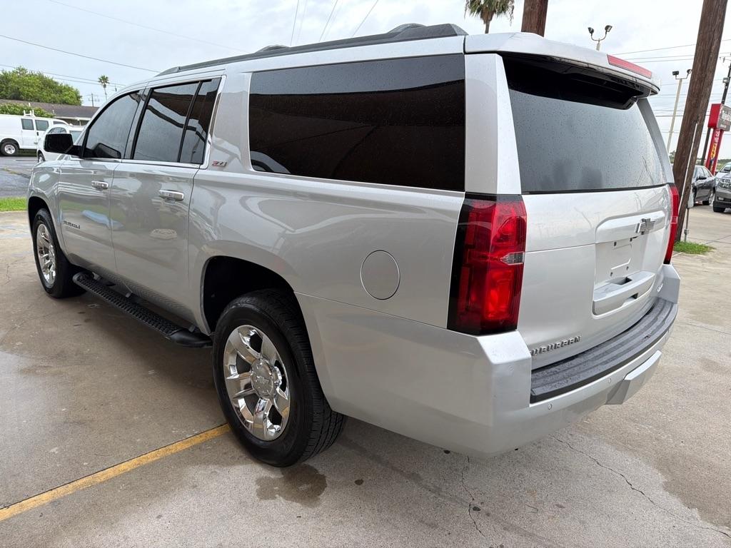 Chevrolet Suburban  2017