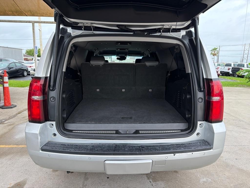 Chevrolet Suburban  2017