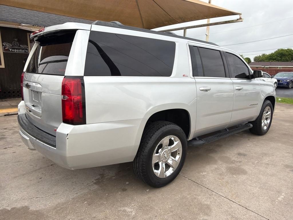 Chevrolet Suburban  2017