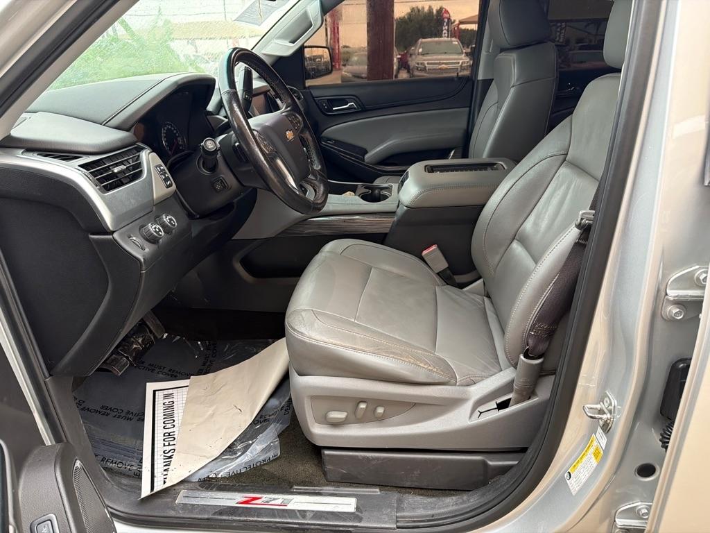 Chevrolet Suburban  2017