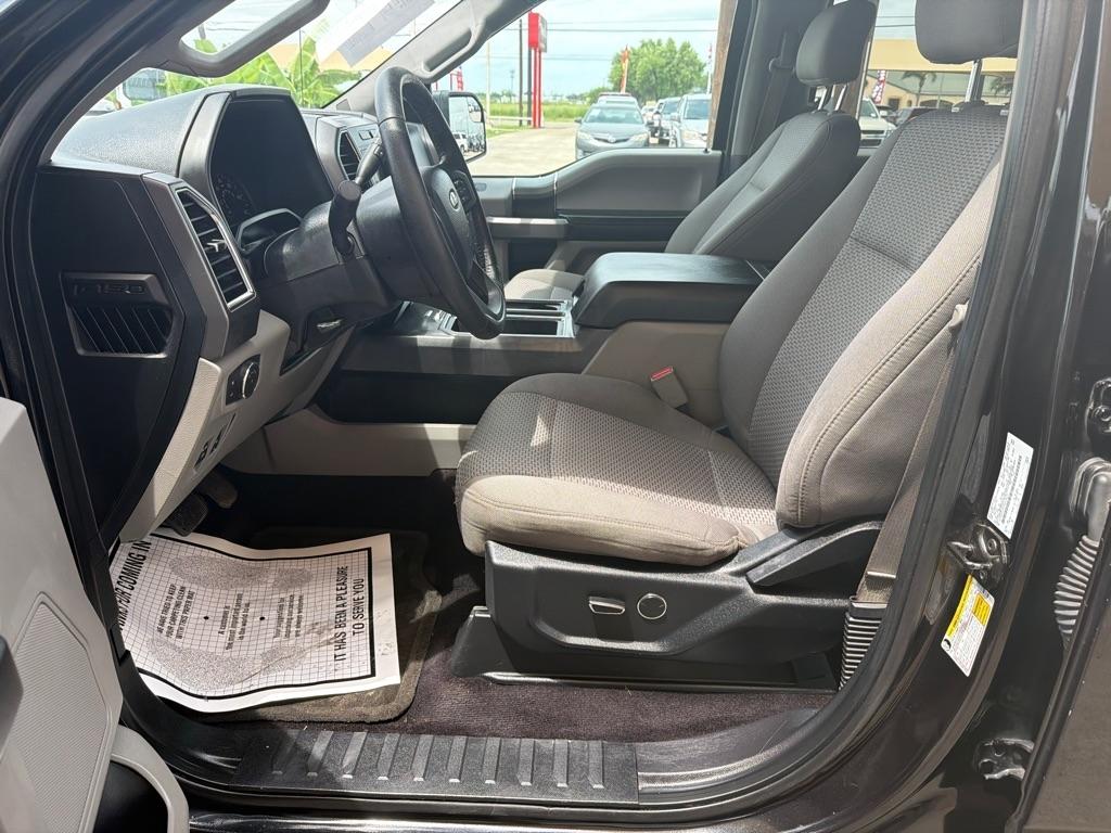 Ford F-150 XLT SuperCrew 5.5-ft. Bed 2WD 2015