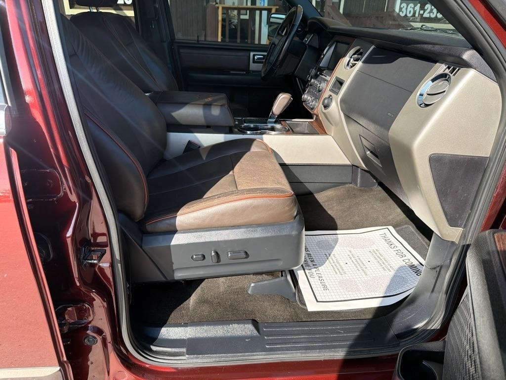 Ford Expedition XLT 2WD 2015