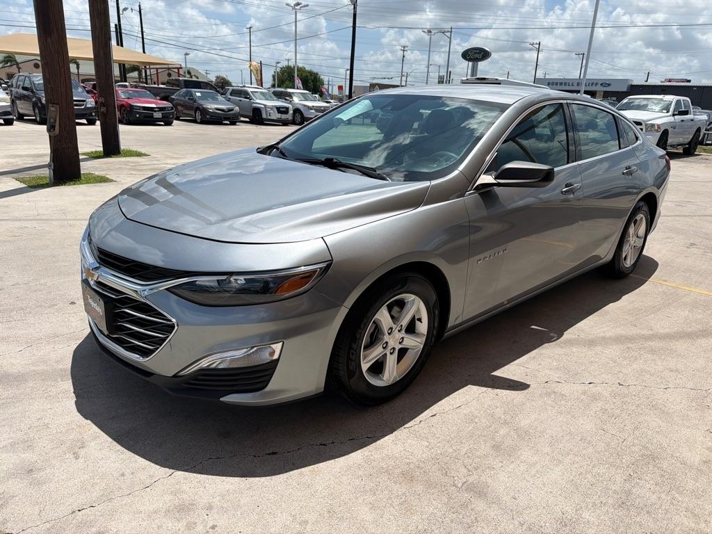 Chevrolet Malibu  2023
