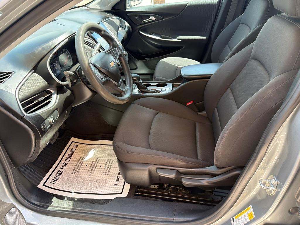 Chevrolet Malibu  2023