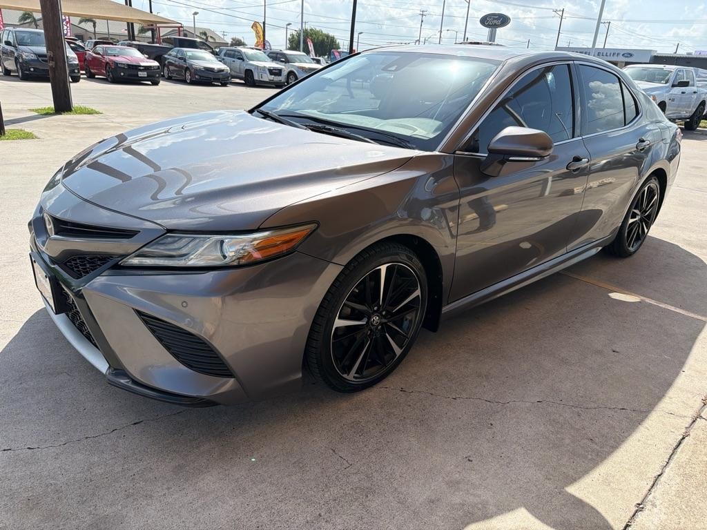 Toyota Camry  2018