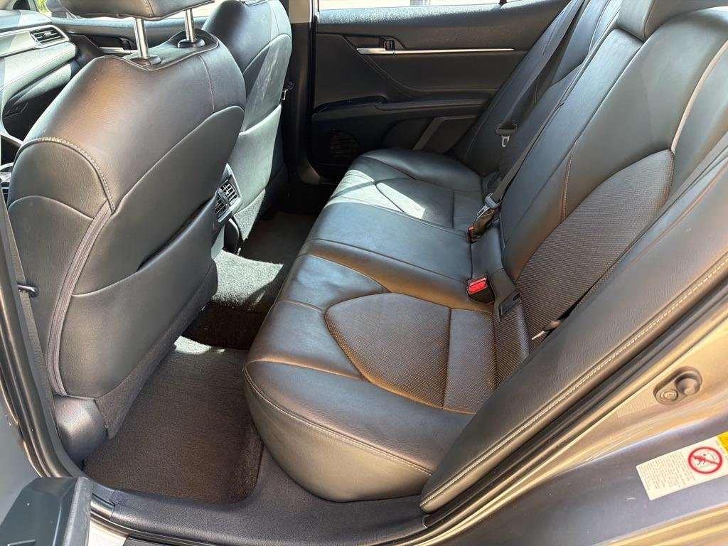 Toyota Camry  2018