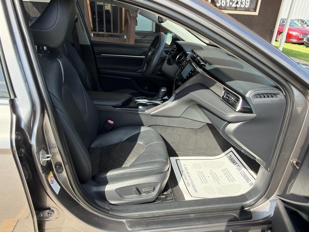 Toyota Camry  2018