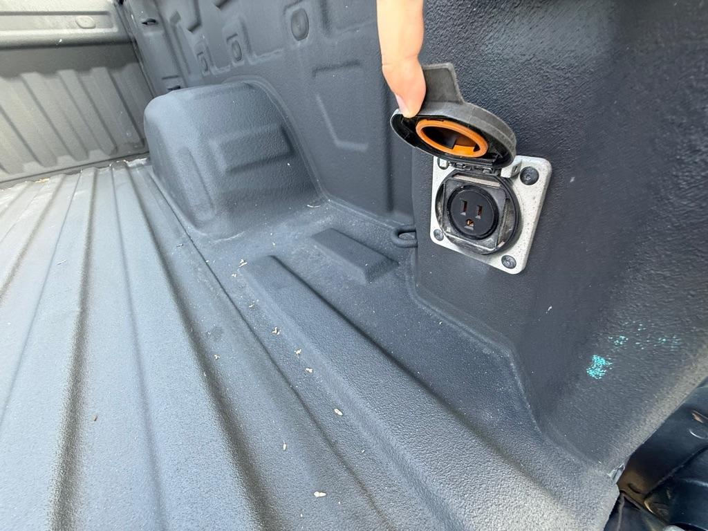GMC Sierra 1500 SLT Crew Cab Short Box 2WD 2020
