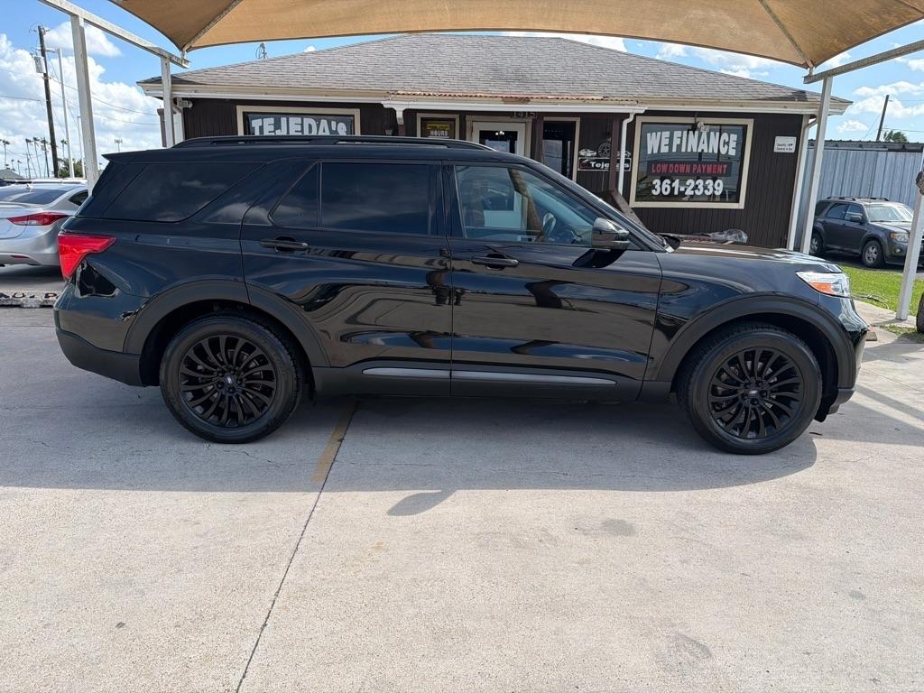 Ford Explorer XLT 2022