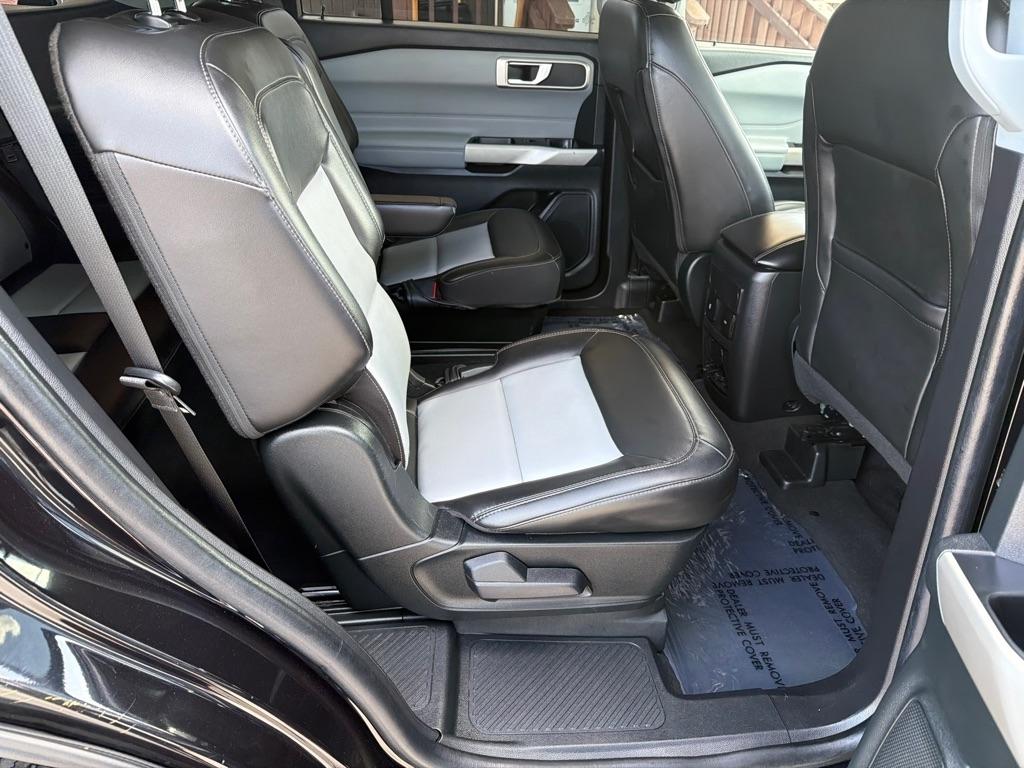 Ford Explorer XLT 2022