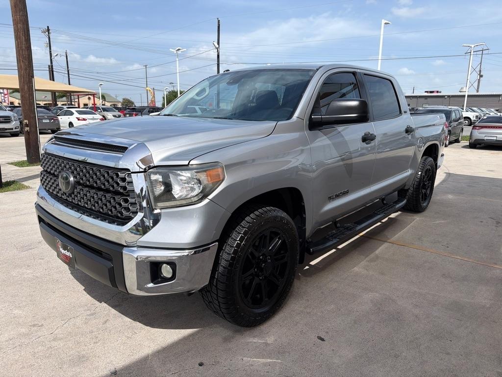 Toyota Tundra SR5 4.6L V8 CrewMax 2WD 2018