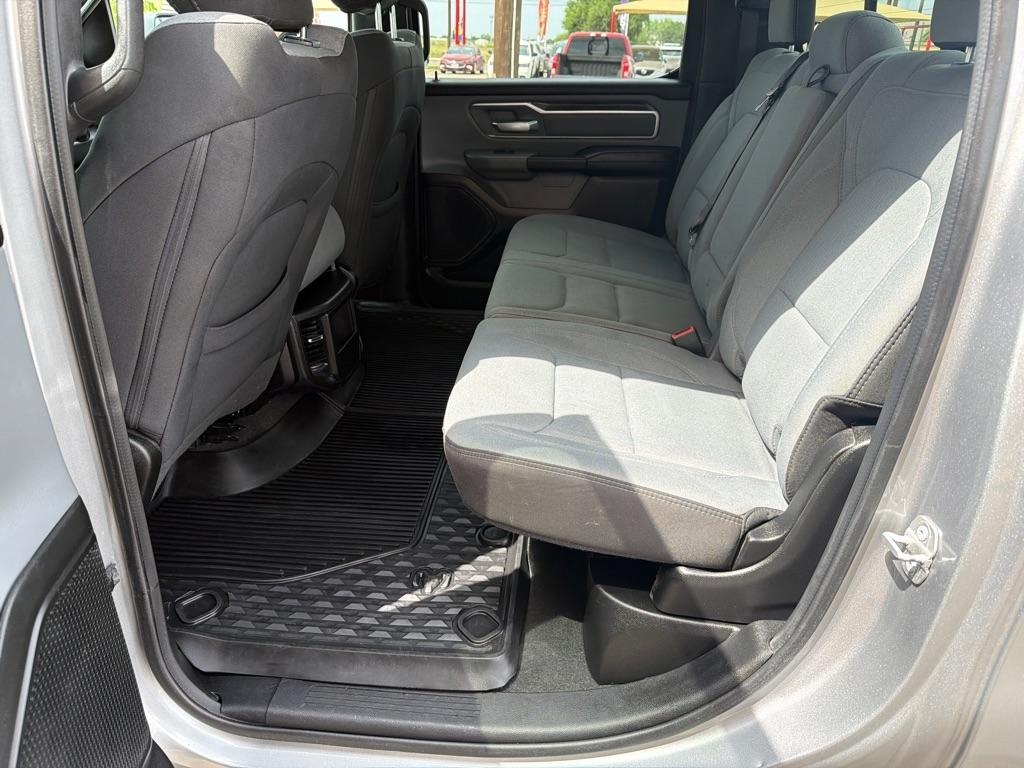 RAM 1500 Lone Star Crew Cab SB 2WD 2022