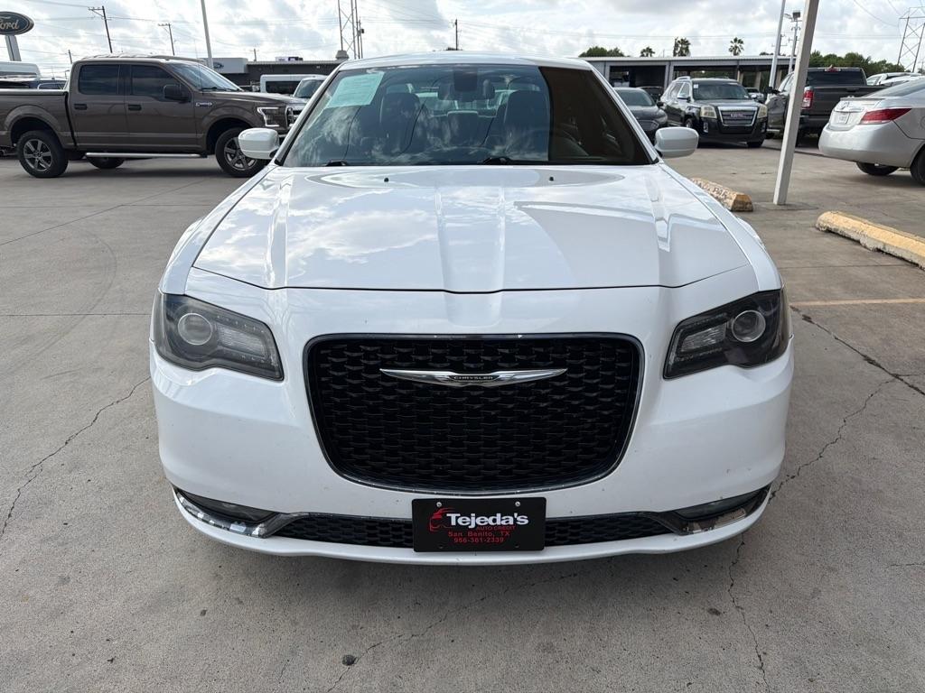 Chrysler 300 S V6 RWD 2016