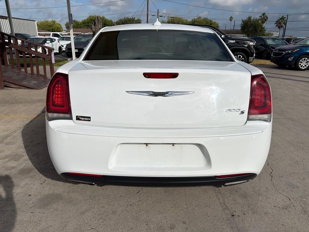 Chrysler 300 S V6 RWD 2016