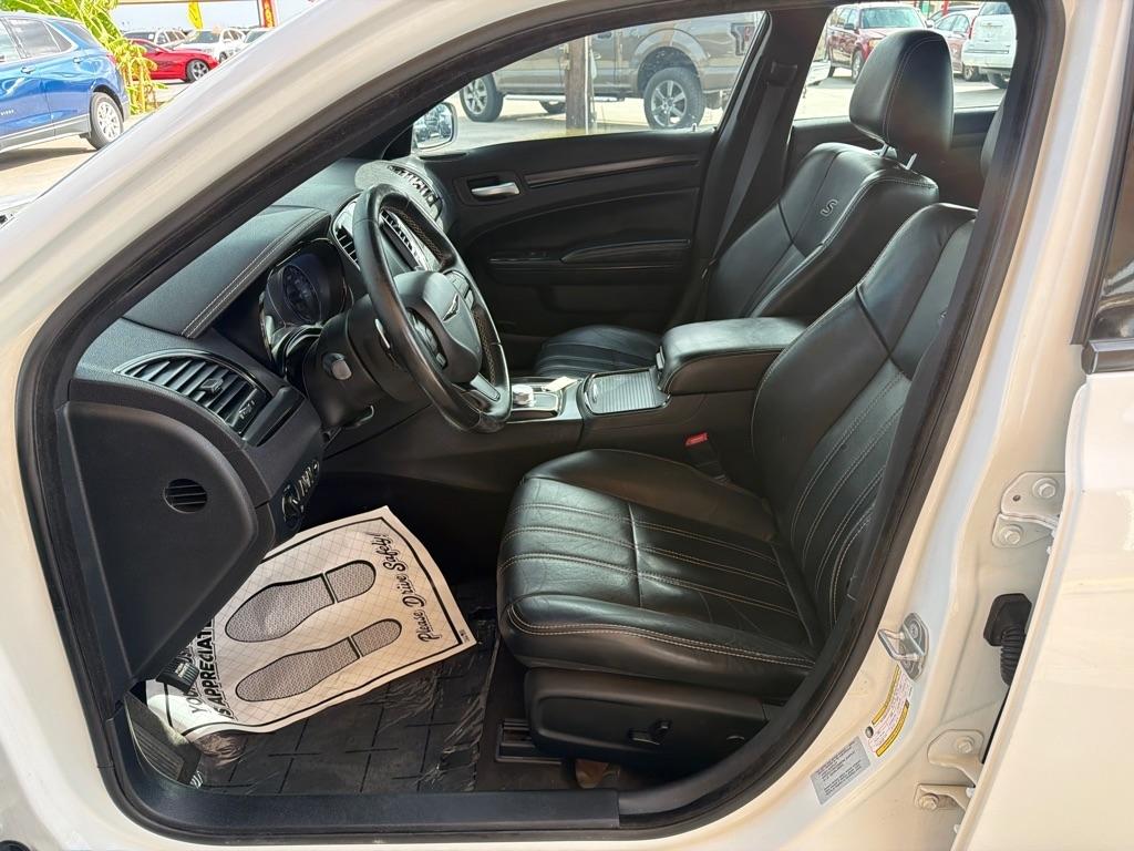 Chrysler 300 S V6 RWD 2016