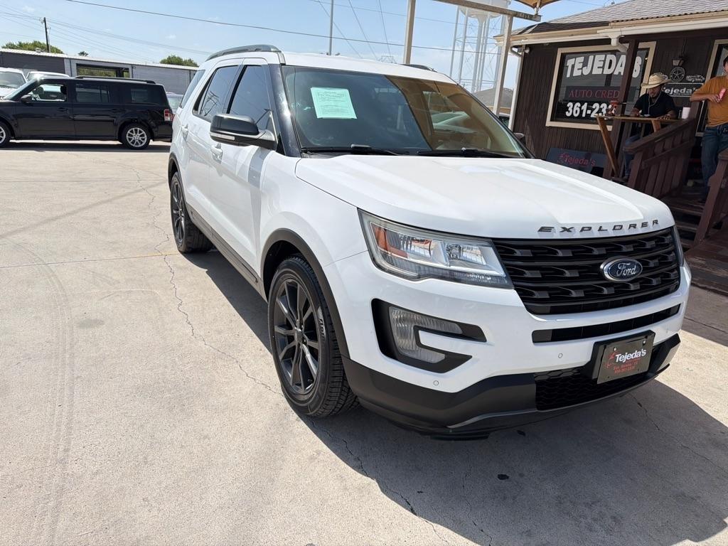 Ford Explorer XLT FWD 2017