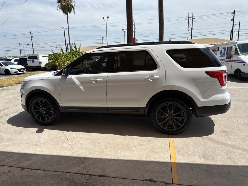 Ford Explorer XLT FWD 2017