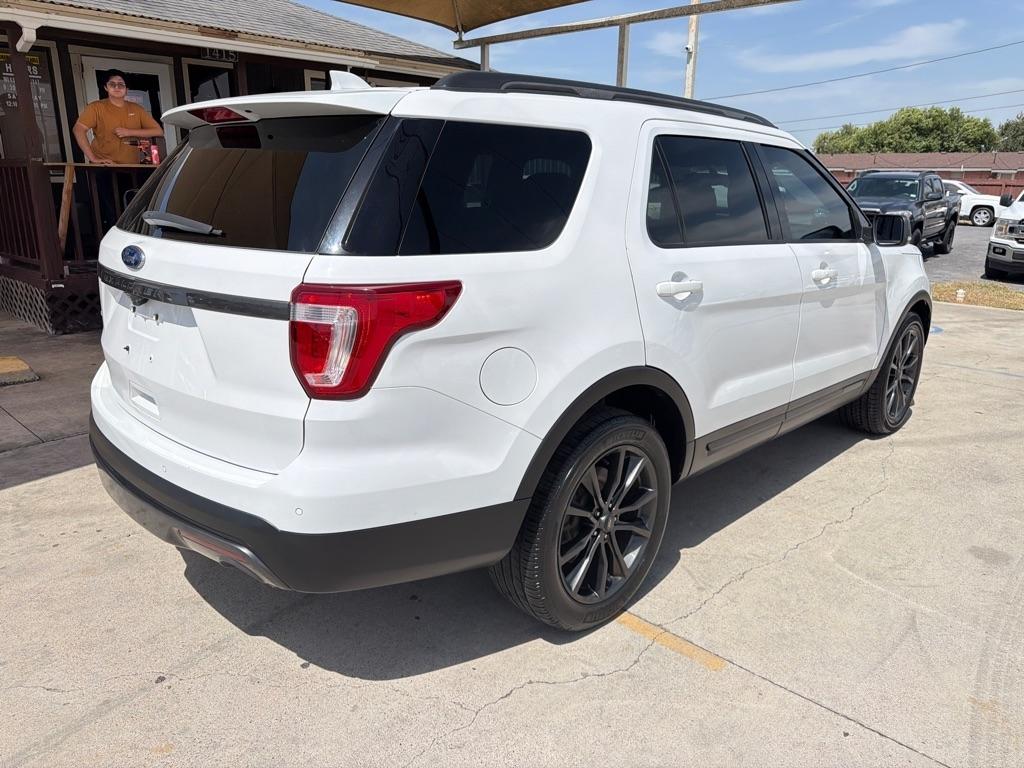 Ford Explorer XLT FWD 2017