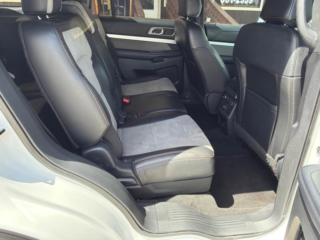 Ford Explorer XLT FWD 2017