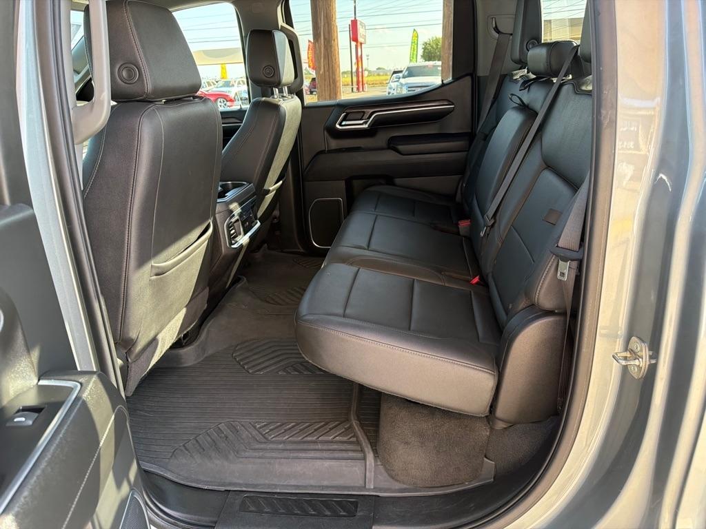 Chevrolet Silverado 1500 LTZ Crew Cab 4WD 2023