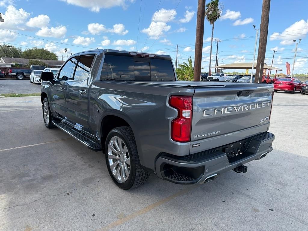 Chevrolet Silverado photo 5