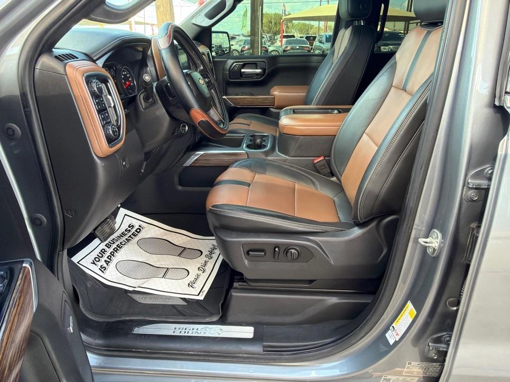 Chevrolet Silverado photo 10