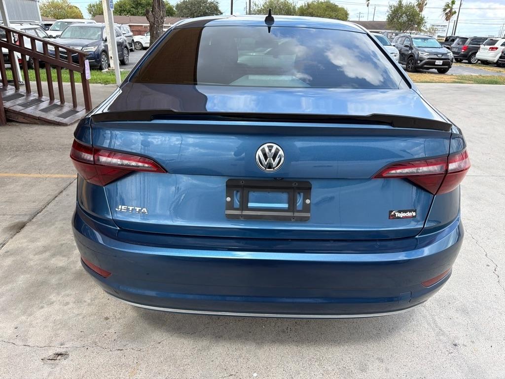 Volkswagen Jetta 1.4T S 8A 2021