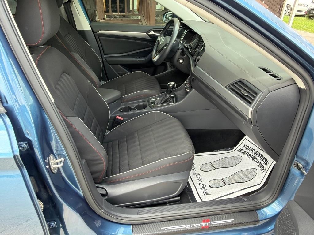 Volkswagen Jetta 1.4T S 8A 2021