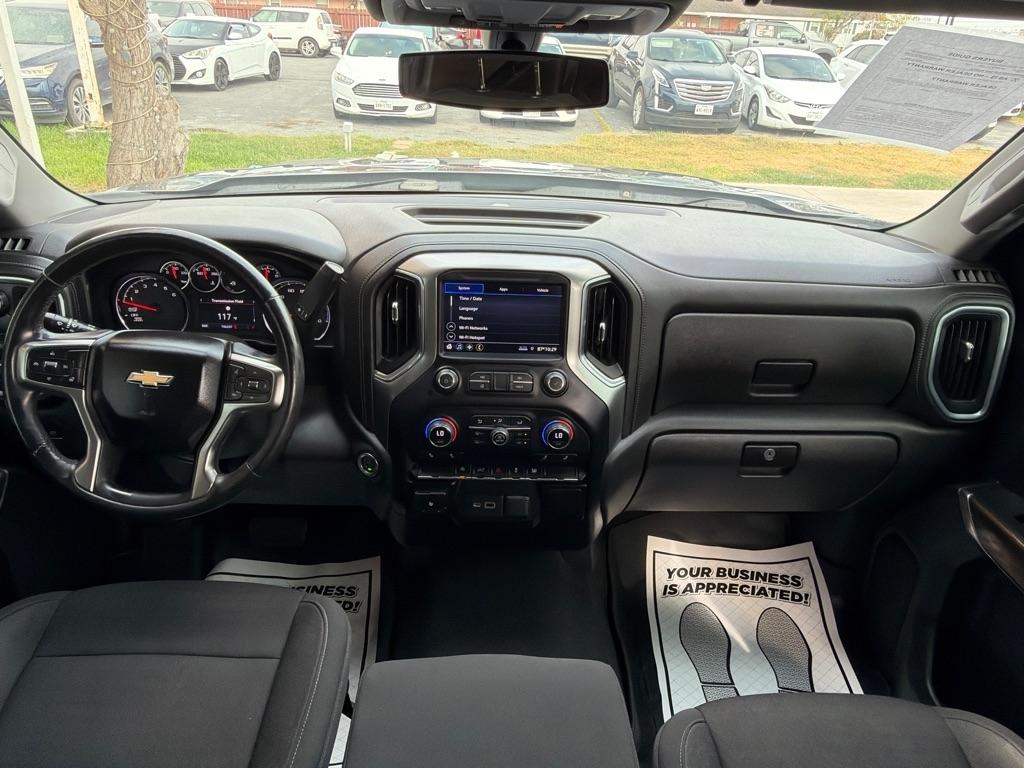 Chevrolet Silverado 1500 LT Crew Cab 2WD 2021