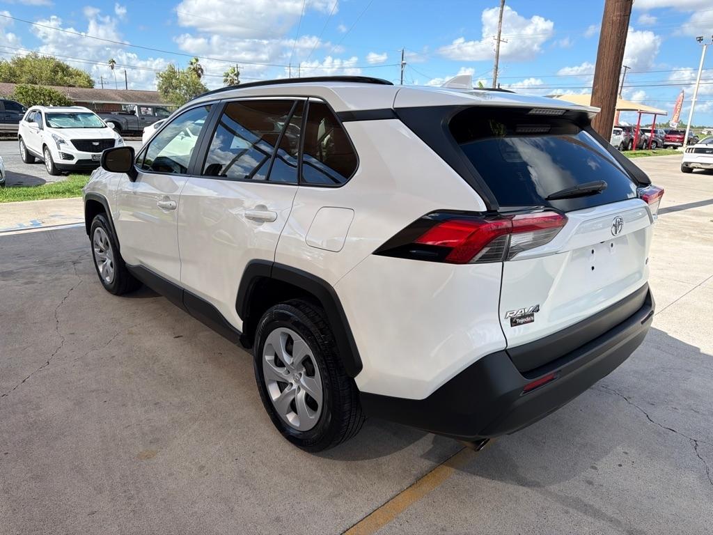 Toyota RAV4 LE 2019